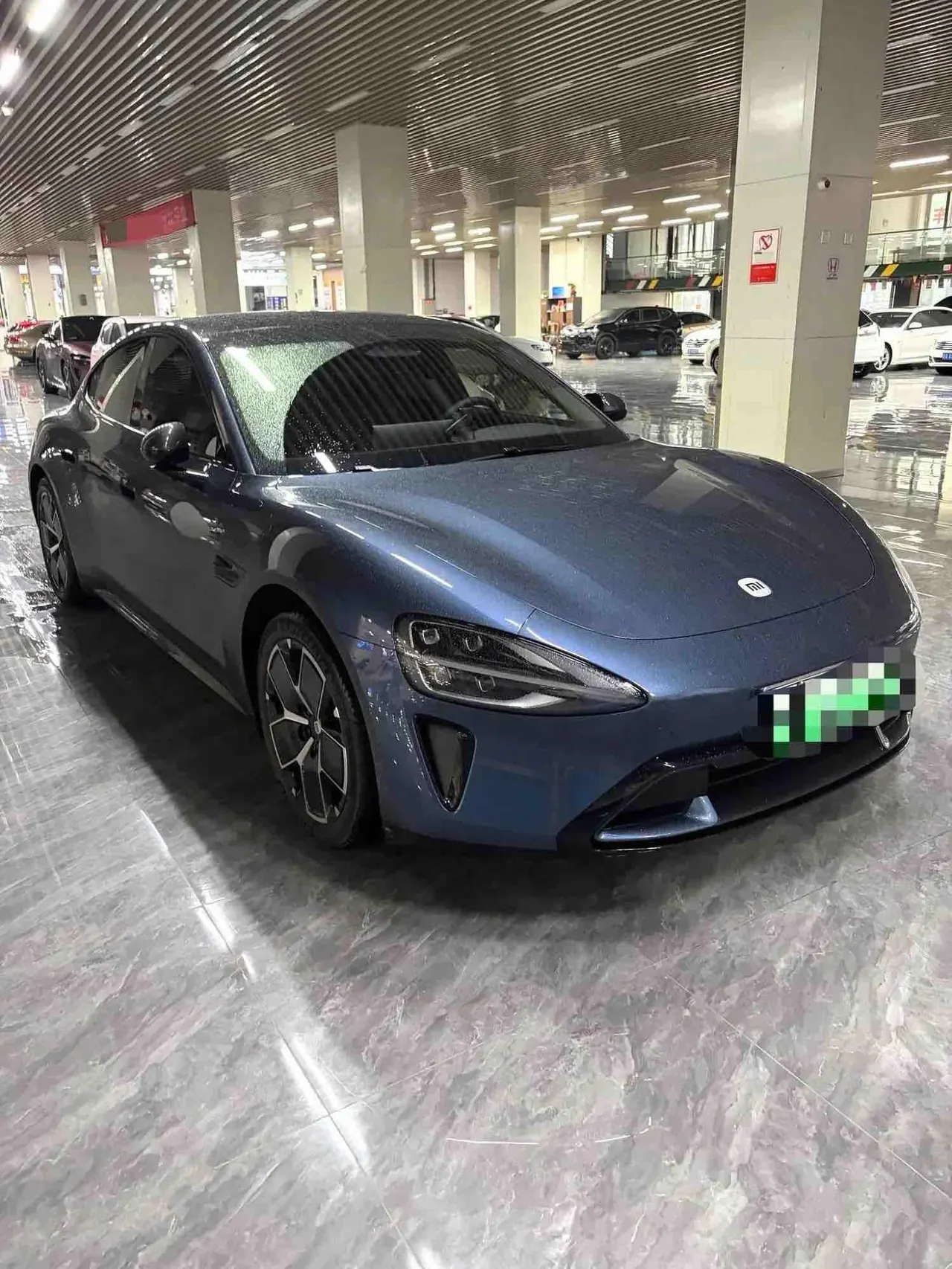 MI 2024 SU 7 700km Rear Drive Standard Founding Edition Automatic Gear 3