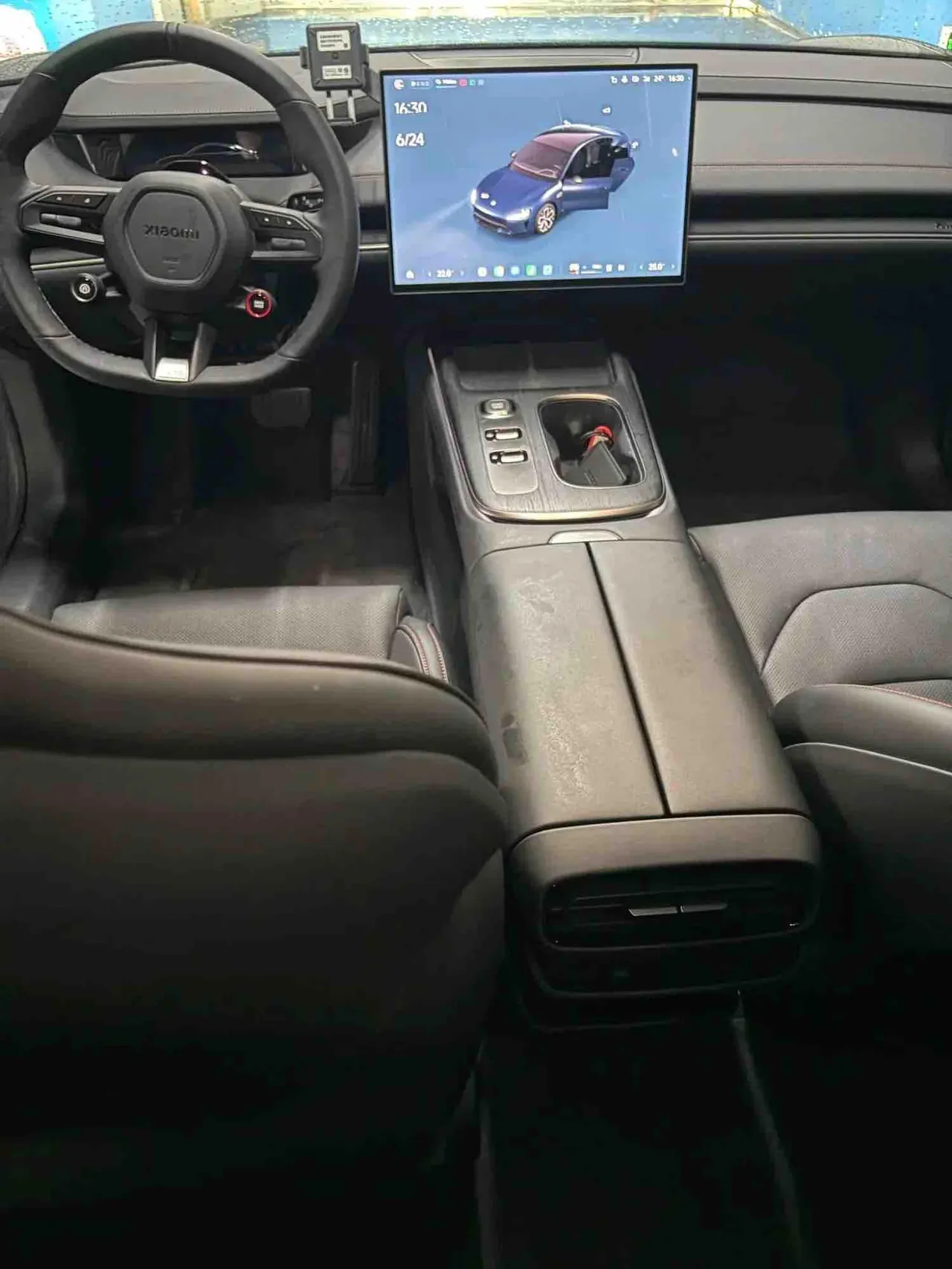 MI 2024 SU 7 700km Rear Drive Standard Founding Edition Automatic Gear 5