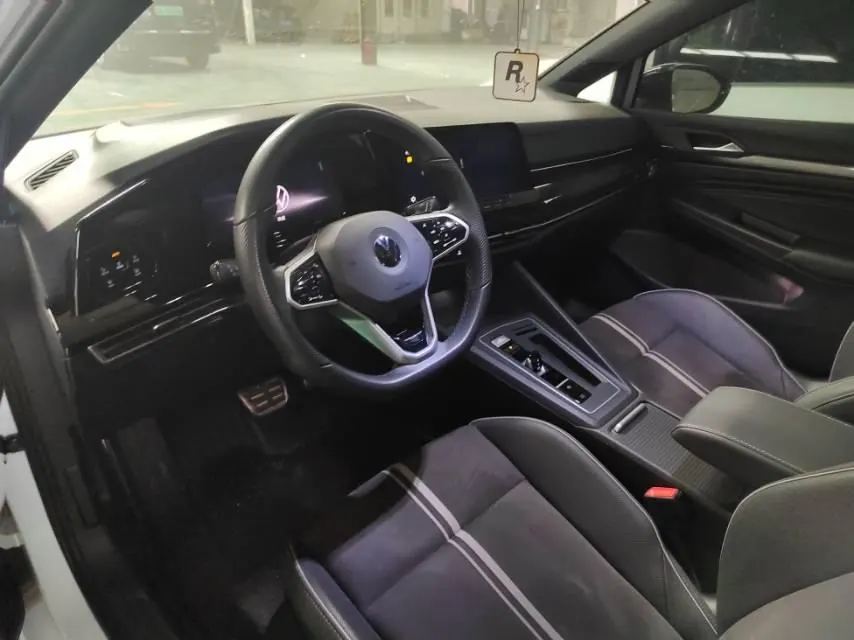 Volkswagen 2023 Golf 8 PRO 1.4TSI 280TSI Automatic 4