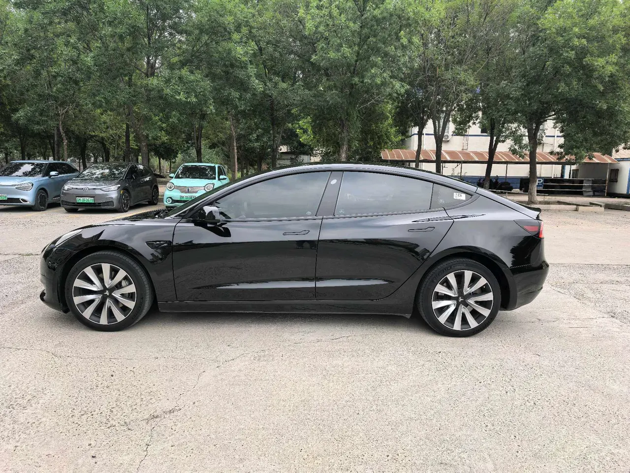 Tesla 2022 Model 3 rear-wheel drive version of automatic transmission 5