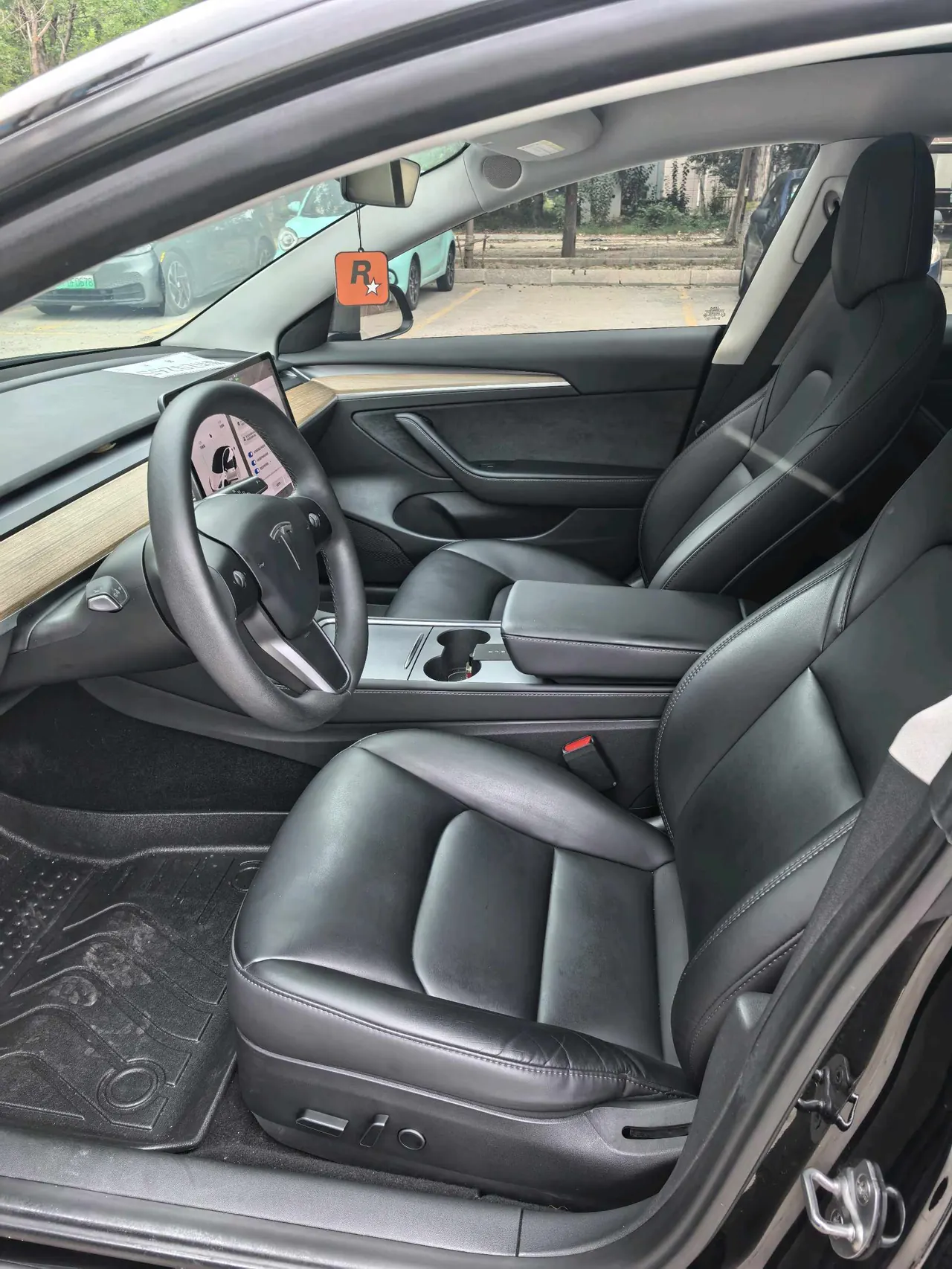Tesla 2022 Model 3 rear-wheel drive version of automatic transmission 7