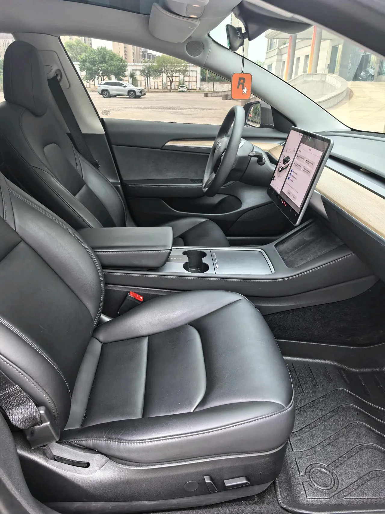 Tesla 2022 Model 3 rear-wheel drive version of automatic transmission 9