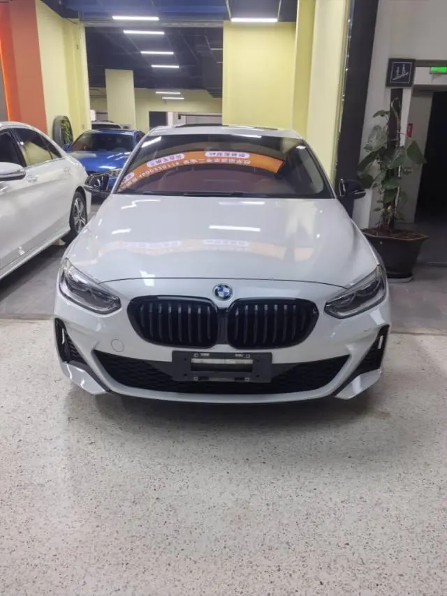 BMW 1 Series 2022 120i 1.5T M Sports Obsidian Night Edition Automatic Gear 2