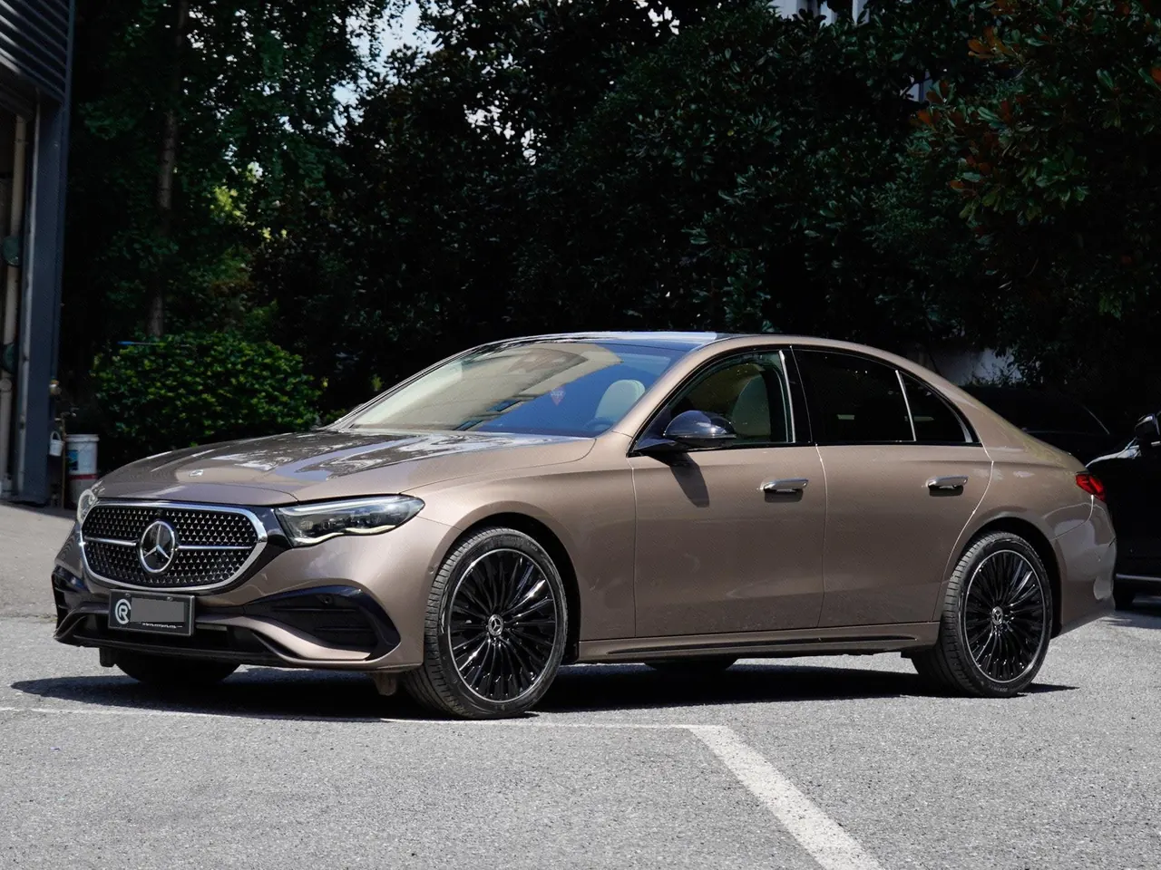 Open image lightbox: Mercedes Benz E-Class (Imported) 2024 E 300 48V 2.0T Luxury Sports Edition Automatic Gear