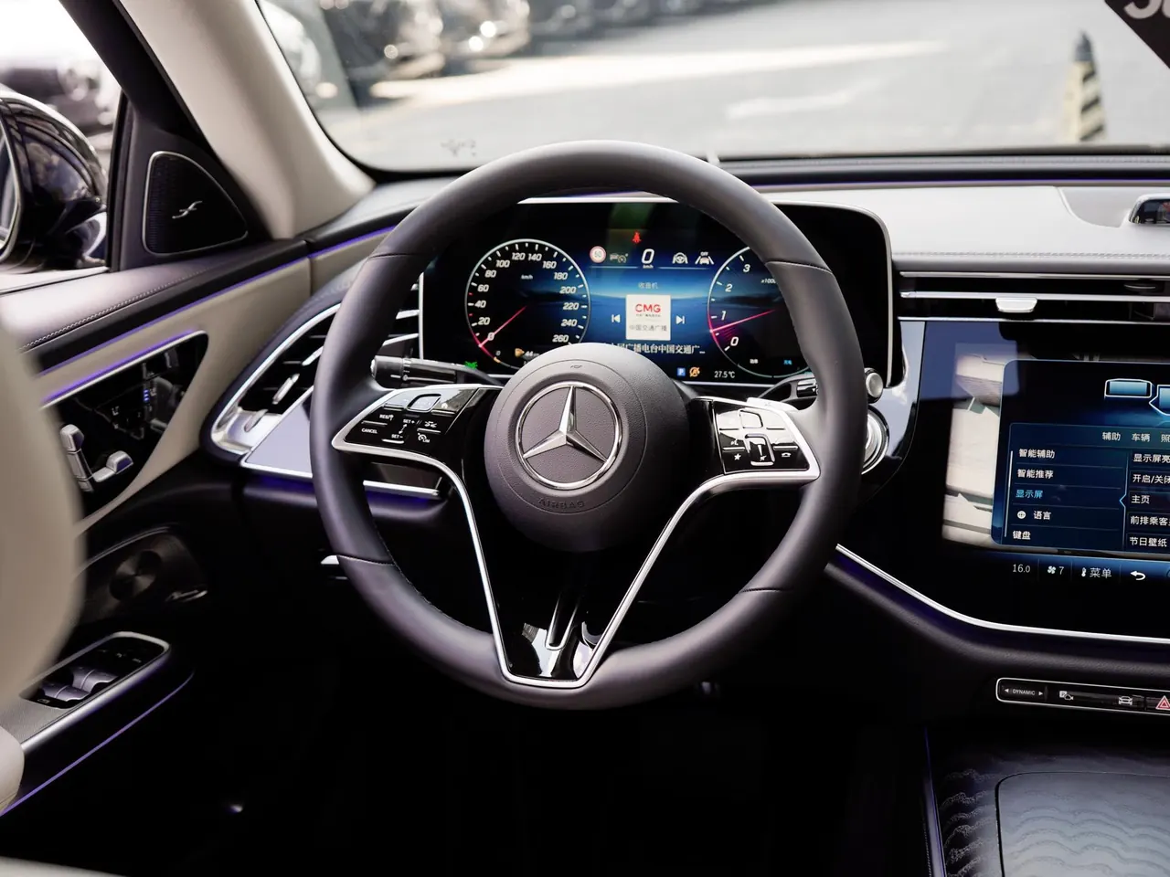 Mercedes Benz E-Class (Imported) 2024 E 300 48V 2.0T Luxury Sports Edition Automatic Gear 17