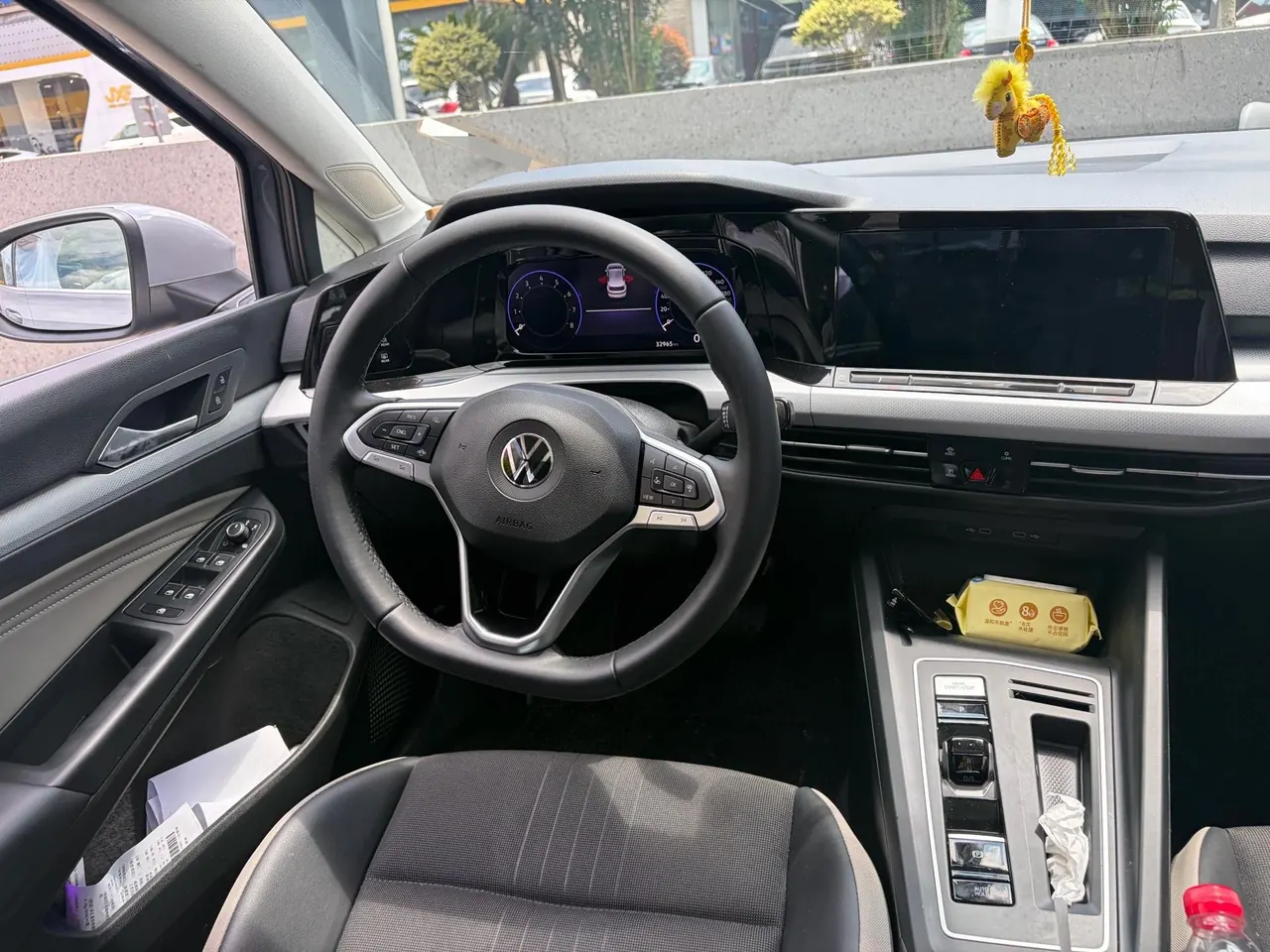 Volkswagen 2023 Golf 8 R-Line 1.4TSI 280TSI (Modified) Automatic Gear 4