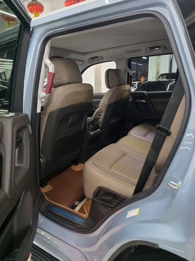 Beijing 2022 BJ60 48V 2.0T 11th Edition 7-seat Automatic Gear 6