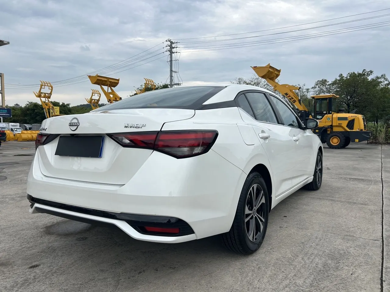Nissan 2023 Sylphy 1.6 Stepless Pleasant Edition Automatic Gear 9