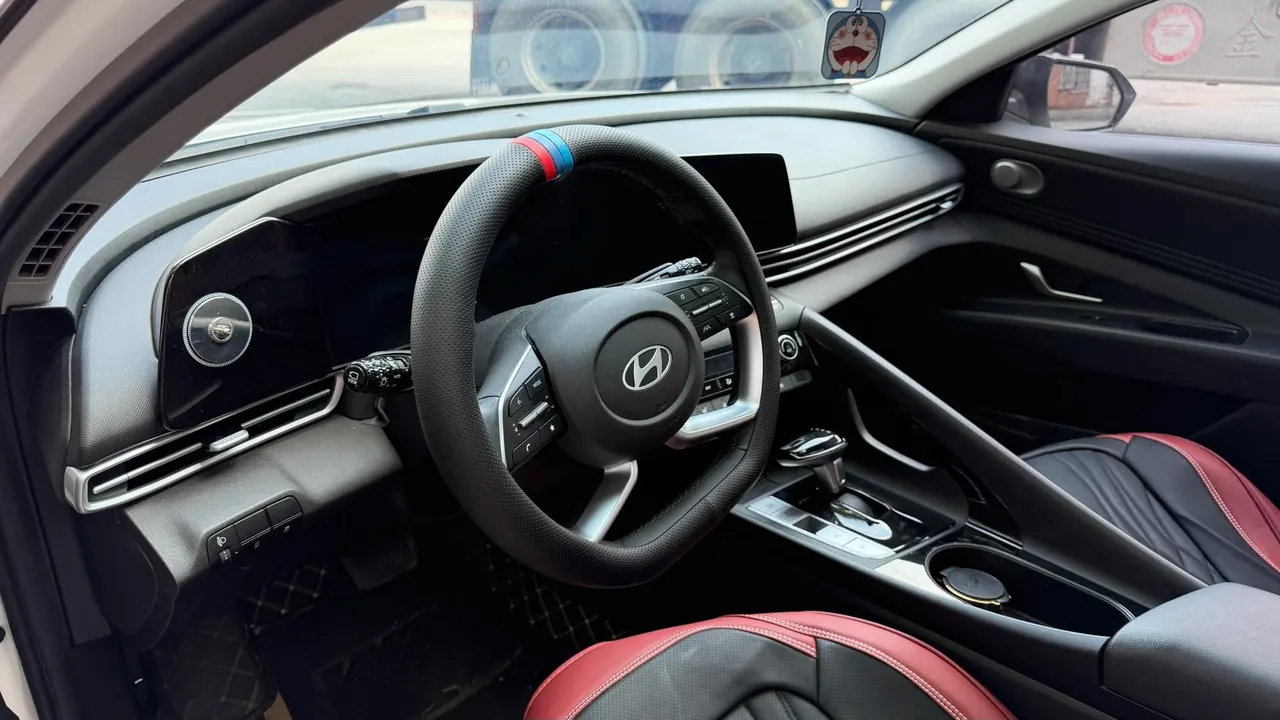Hyundai 2023 Elantra-sedan 1.5 stepless GLX elite automatic gear 3