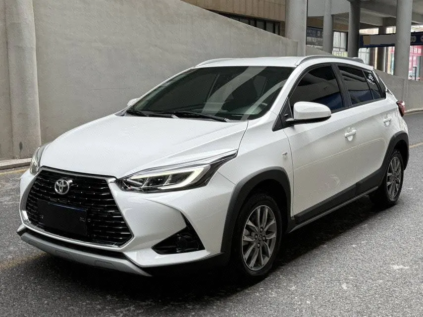 打开图片灯箱:Toyota yaris 2022 YARiS L to dazzle 1.5 stepless leading PLUS version of automatic gear