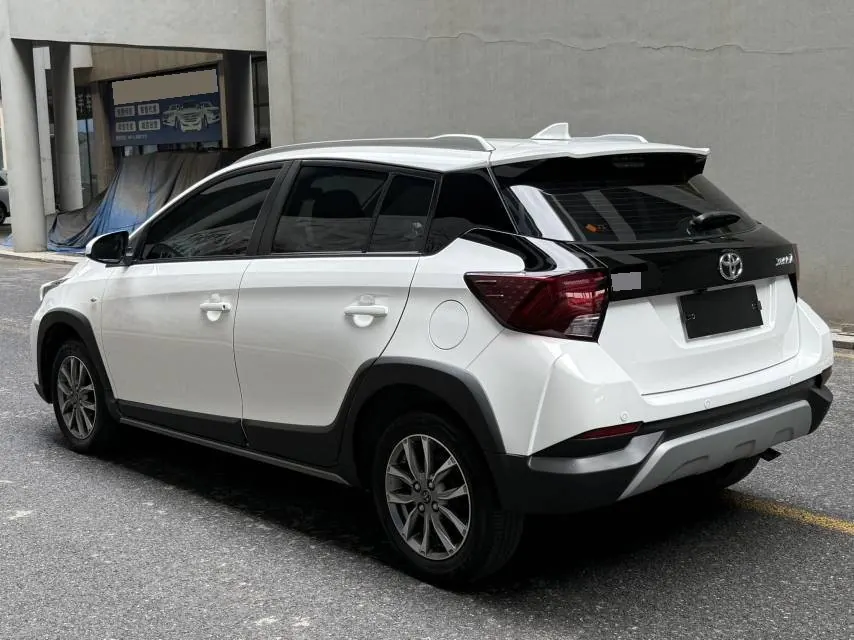 Toyota yaris 2022 YARiS L to dazzle 1.5 stepless leading PLUS version of automatic gear 4