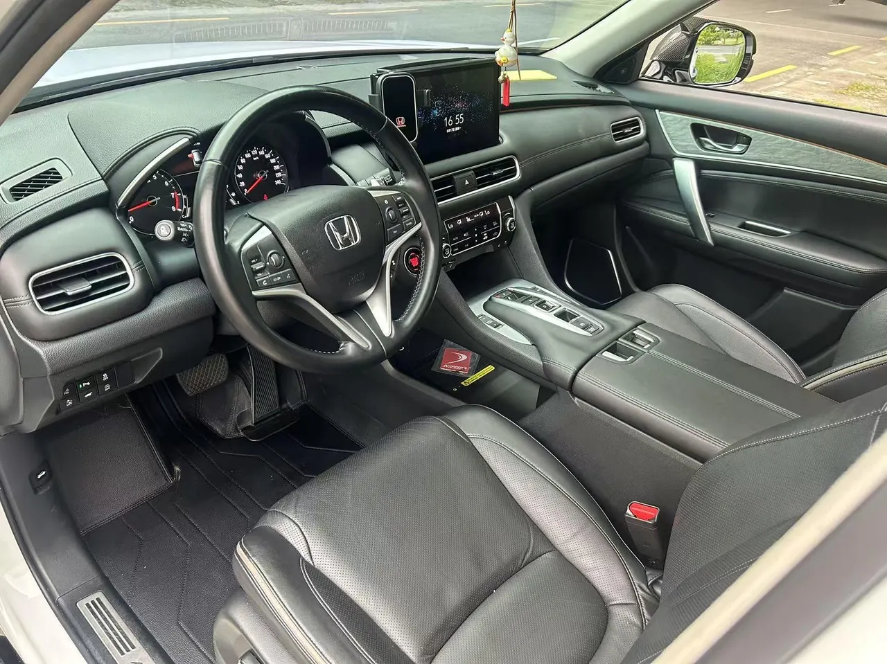Honda 2023 Crown Road 2.0T 370TURBO Four-wheel Drive Premium Edition Automatic Gear 5