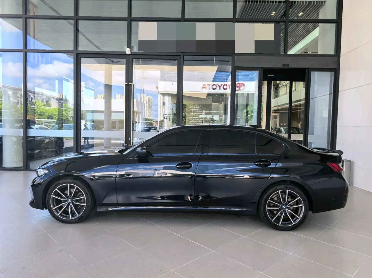 BMW 3 Series 2026 325Li 2.0T M Sports Suit Automatic Gear 2