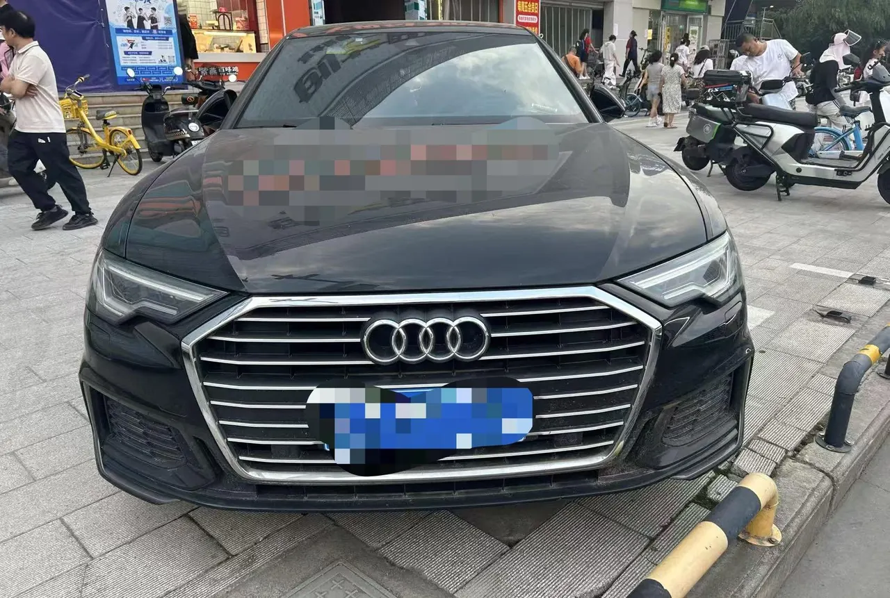 Audi 2022 A6L 2.0TFSI 40TFSI Deluxe Elegant Automatic 2