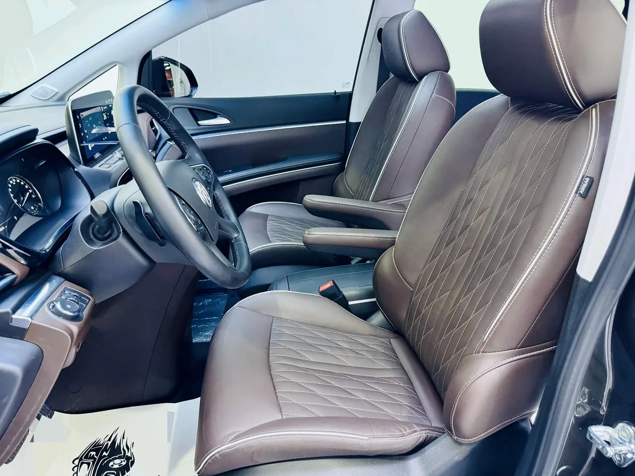 Buick 2022 GL8 Land Business Class 48V 2.0T 652T Luxury Automatic Gear 10