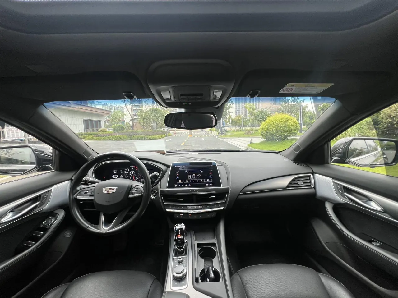Cadillac 2023 CT5 2.0T 28T Luxury (Standard Edition) Automatic Gear 5