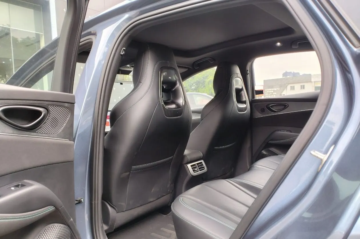 BYD 2025 seals 06 DM-i 1.5 stepless smart driving version 120KM exclusive automatic gear 4