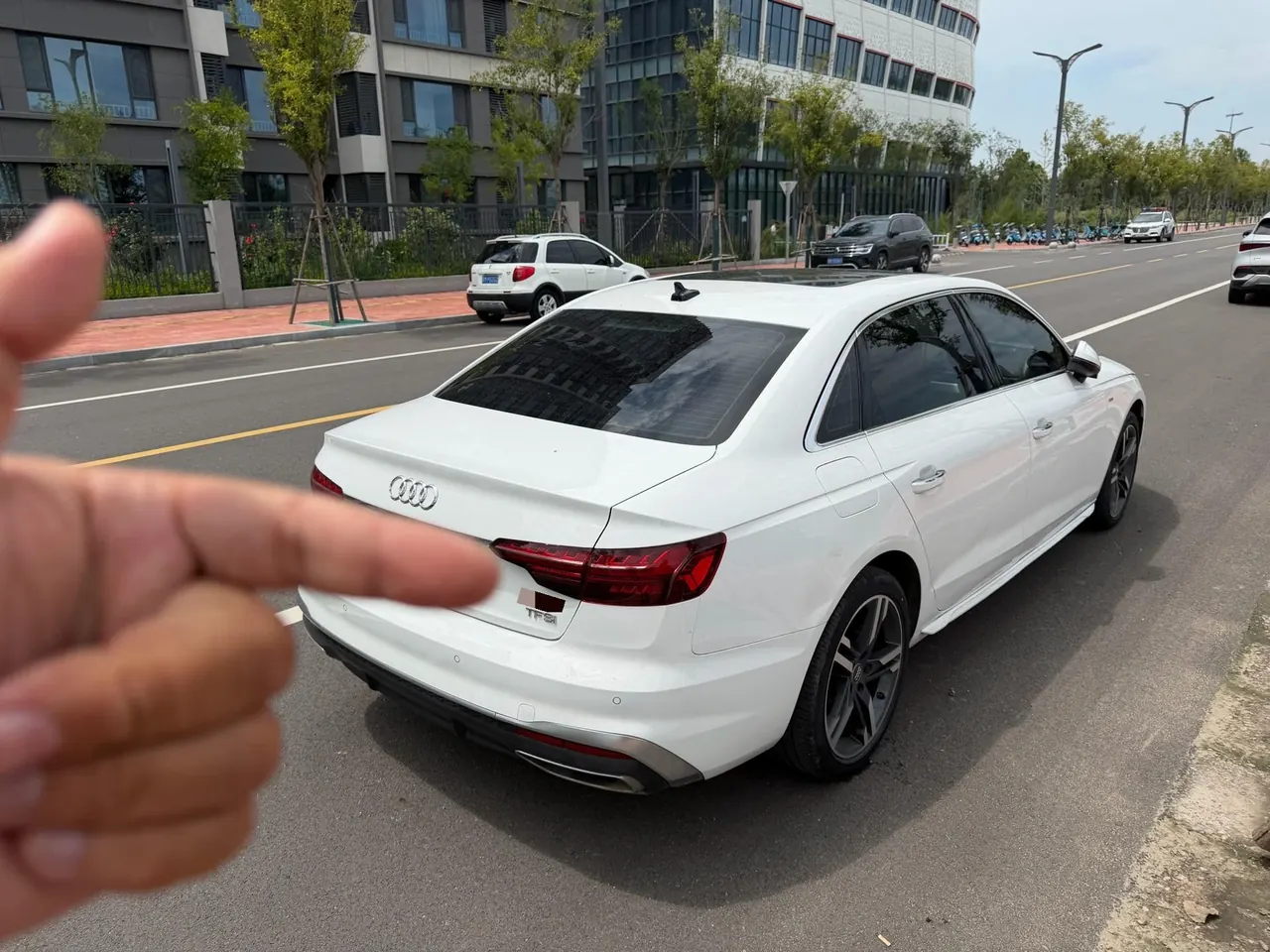 Audi 2020 A4L 2.0TFSI 40TFSI Fashion Dynamic Automatic 4