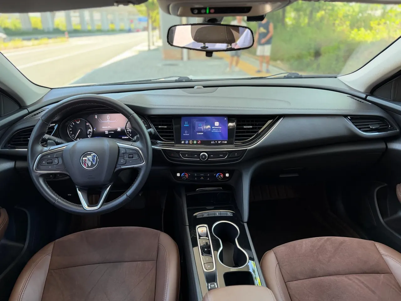 Buick 2020 Regal 1.5T 552T Luxury Automatic Gear 6