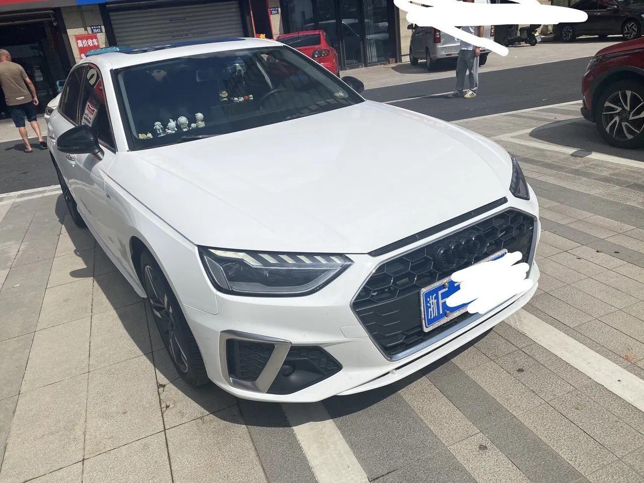Audi 2020 A4L 2.0TFSI 40TFSI Fashion Dynamic Automatic 2
