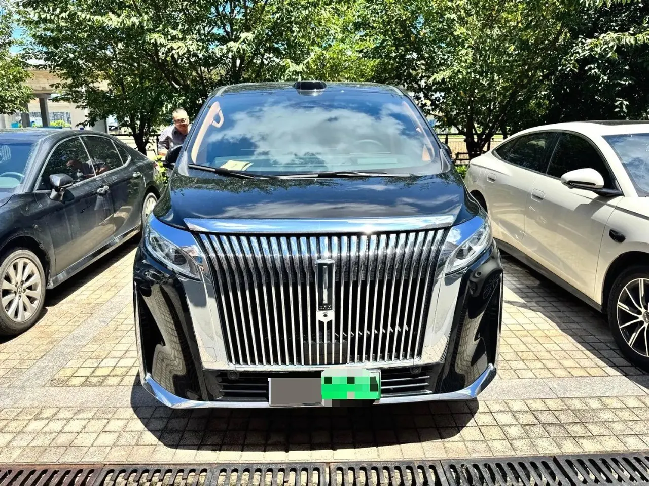 WEY 2025 VV7 Hi4 1.5T Four-Wheel-Drive Automatic Model 2