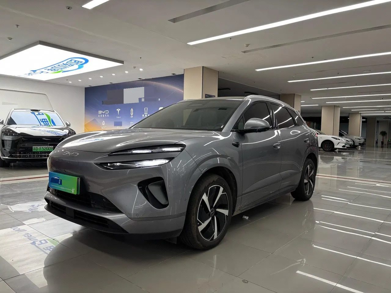 打开图片灯箱:BYD 2025 sea lion 06 DM-i 1.5 stepless 170 pilot Plus version automatic gear