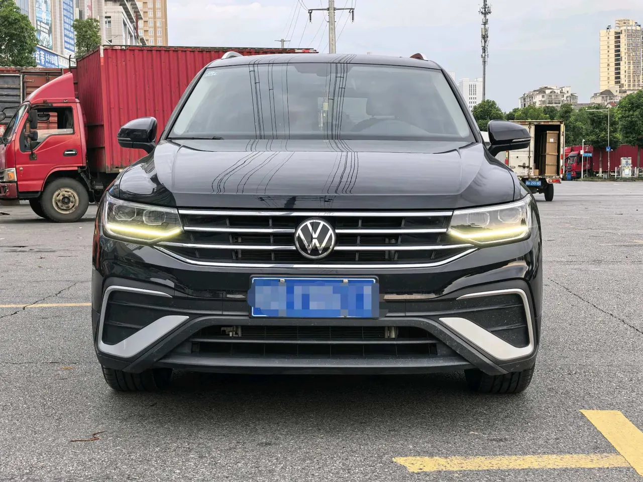 Volkswagen 2022 Tiguan L 2.0TSI 330TSI Two-Drive Smart Edition Automatic Gear 2