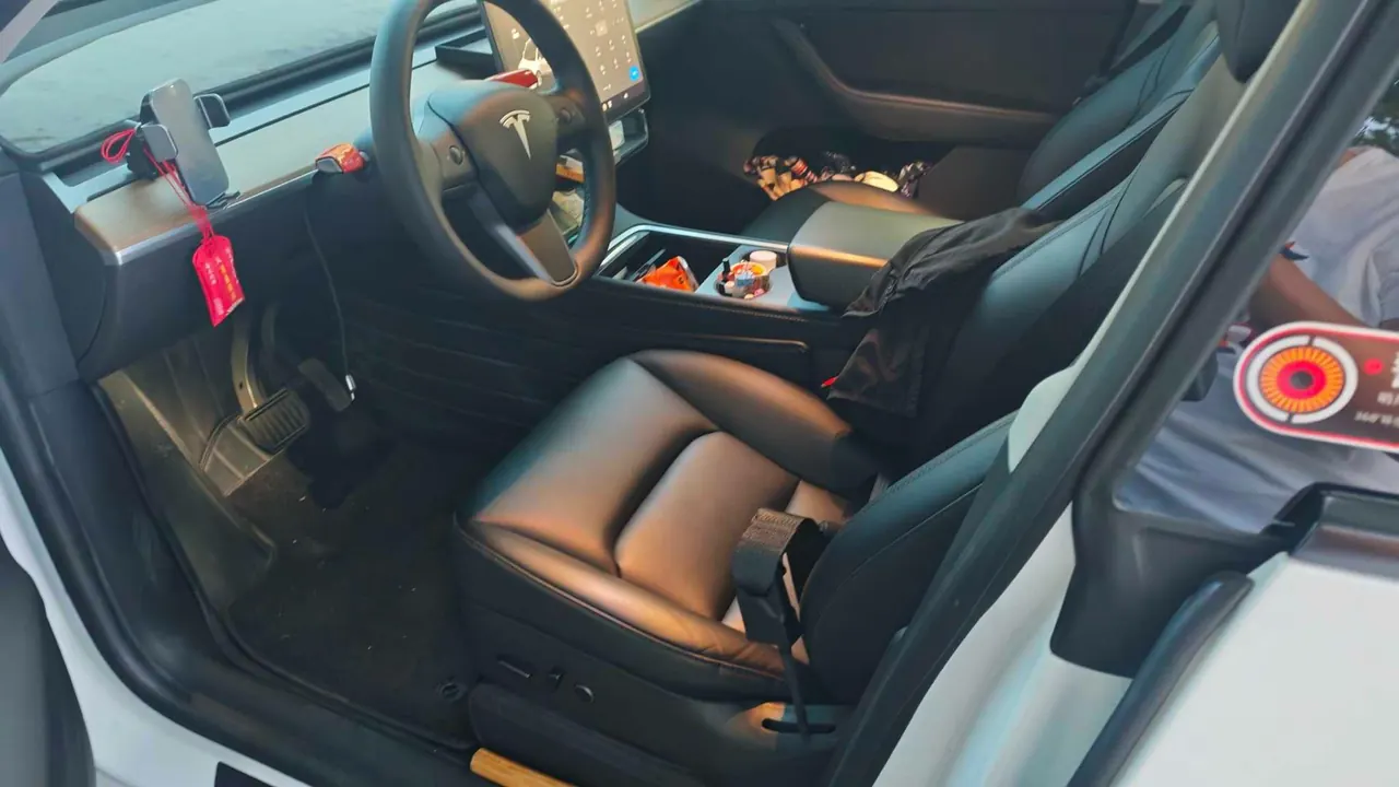 Tesla 2021 Model Y Standard Endurance Rear Drive Automatic Gear 14