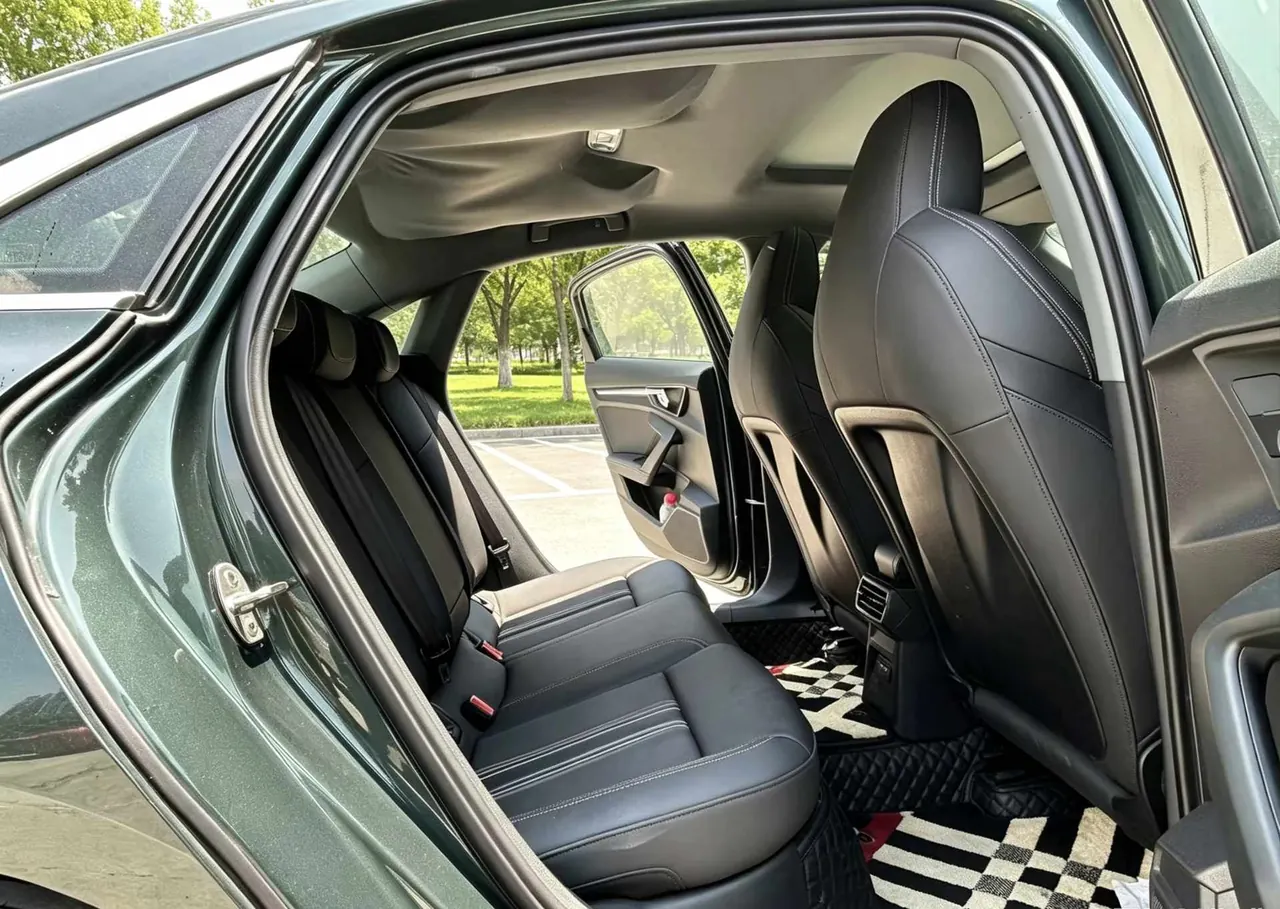 Audi 2021 A3L Limousine 1.4TFSI 35TFSI Fashion Sports Automatic 7