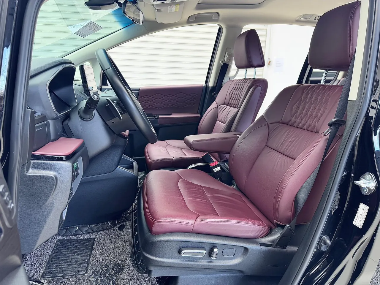 Honda 2022 Ailishen Hybrid 2.0 Stepless Extreme Edition Automatic Gear 5
