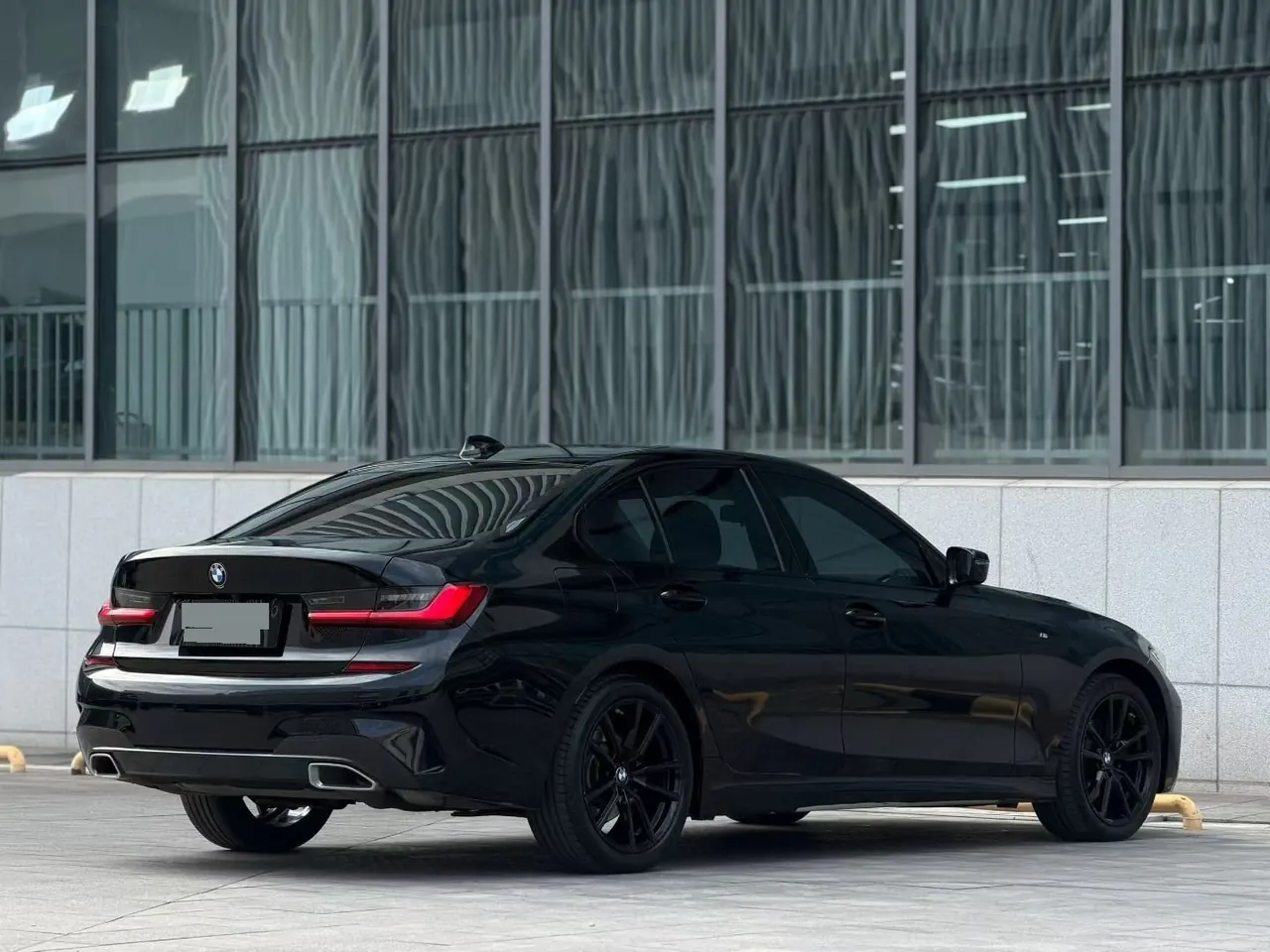 BMW 3 Series 2020 325i 2.0T M Sports Suit (Modified) Automatic Gear 3