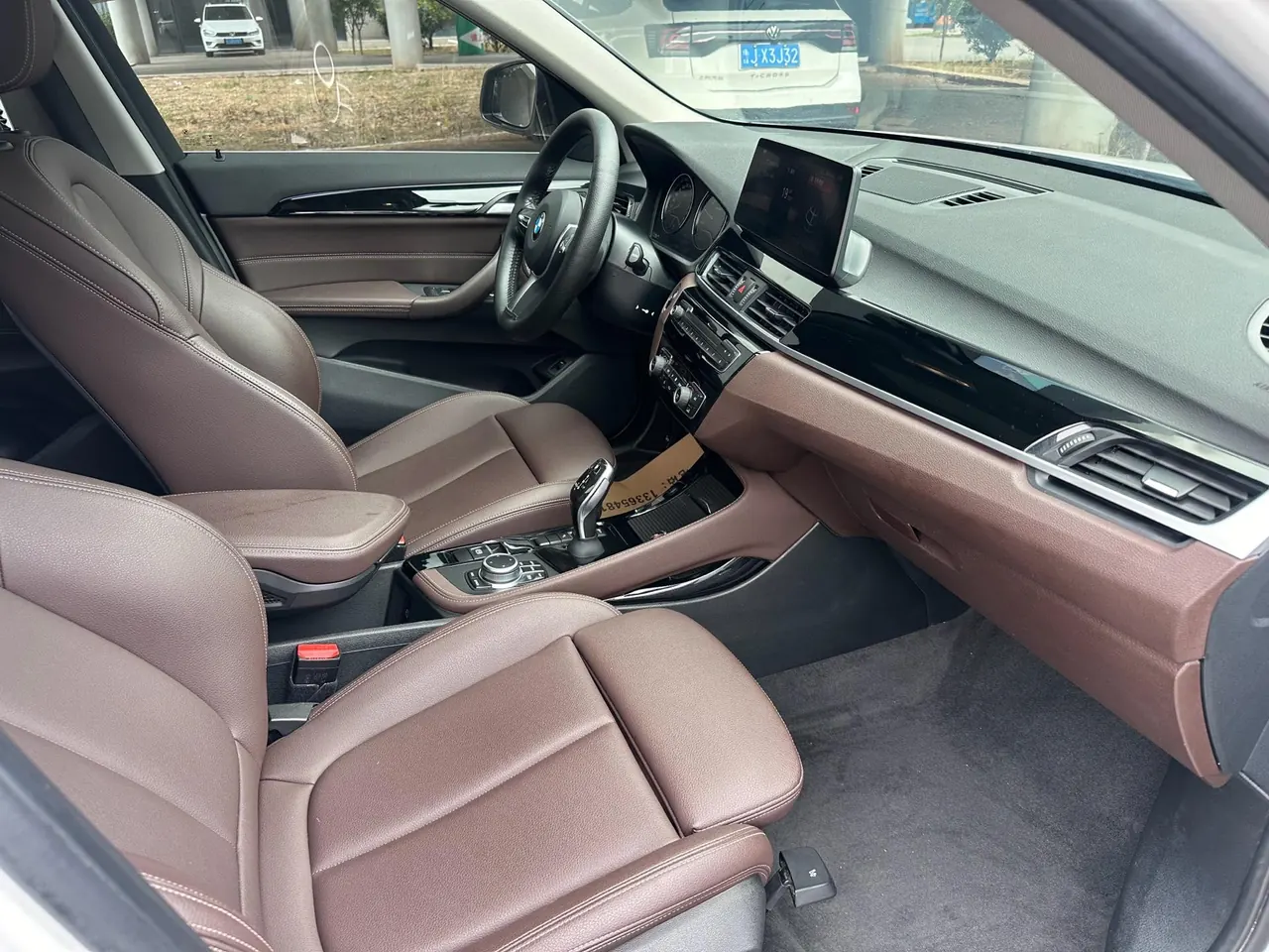 BMW 2021 X1 sDrive20Li 1.5T exclusive automatic gear 6