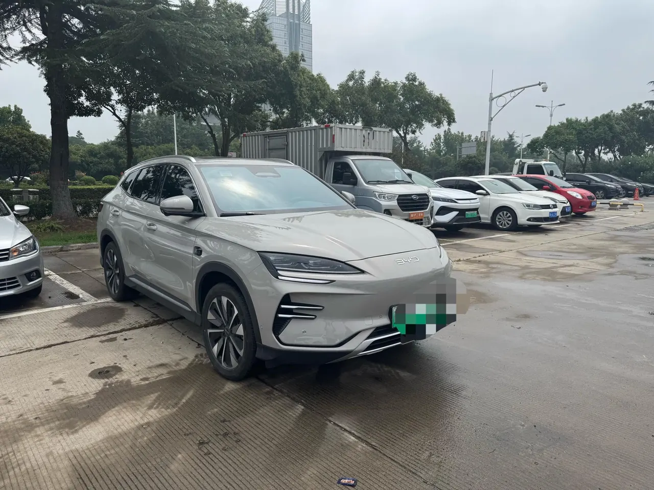 BYD Song PLUS New Energy 2025 Song PLUS EV Smart Driving Edition 520km Honorable Automatic Gear 2