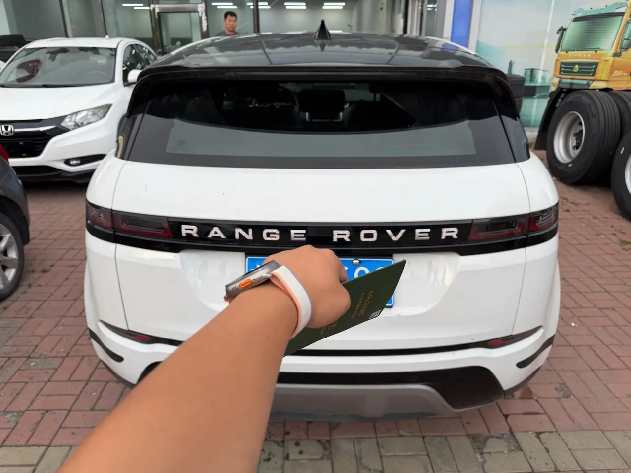 Land Rover 2020 Range Rover Aurora 48V 2.0T 249PS Youth Edition Automatic Gear 4