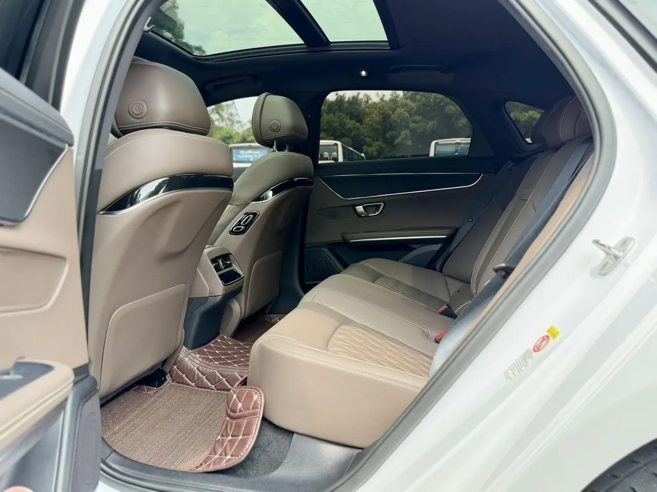 BYD 2020 Han DM 2.0T 4-wheel drive performance version noble automatic gear 6