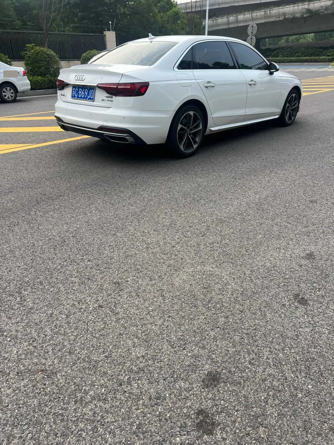 Audi 2020 A4L 2.0TFSI 40TFSI Fashion Elegant Automatic 2