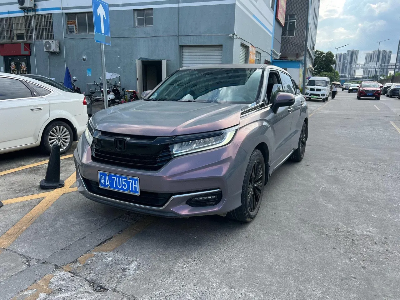 打开图片灯箱:Honda 2020 Crown Road 1.5T Stepless 240TURBO Two-Drive Smart Edition Automatic Gear