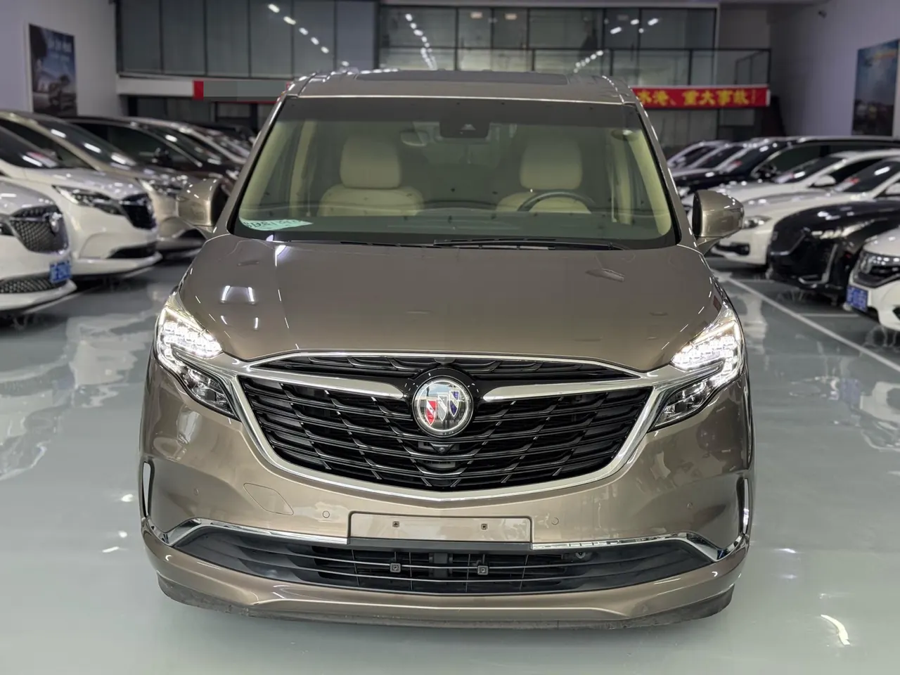 Buick 2020 GL8 ES Lu Zun 2.0T 653T Luxury Automatic Gear 2