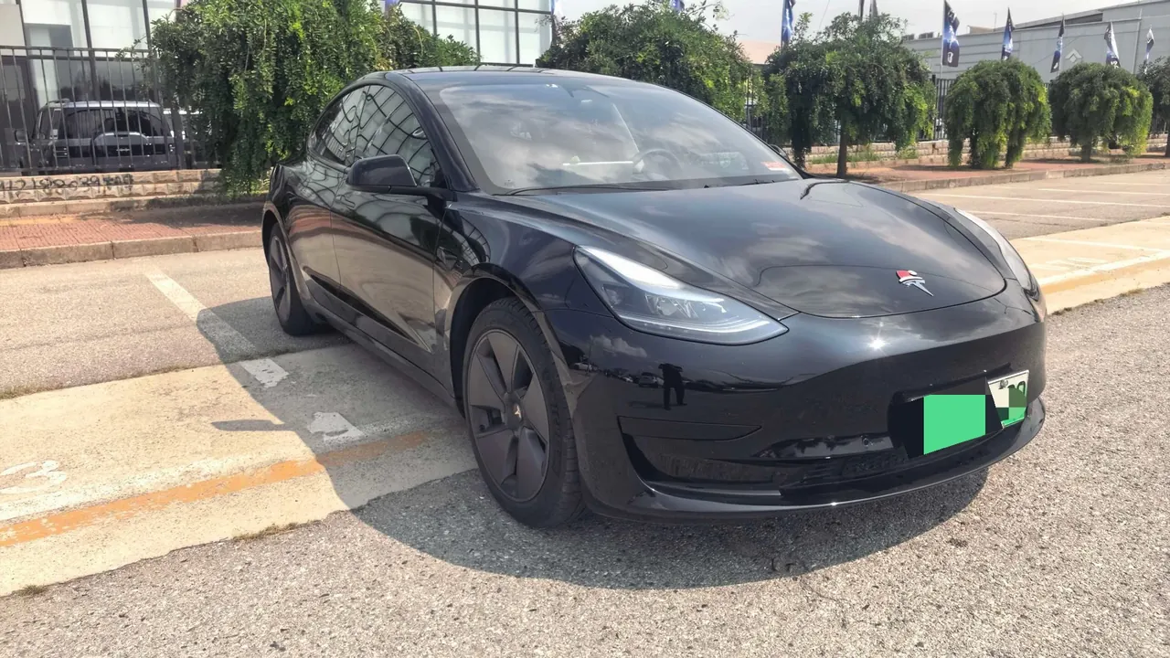 Tesla 2022 Model 3 rear-wheel drive version of automatic transmission 2