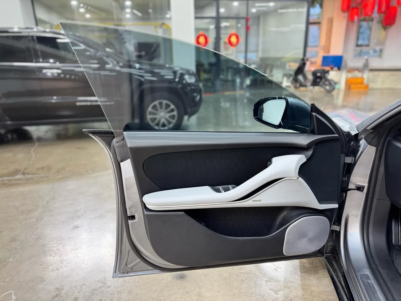NIO 2025 ET5 Championship Commemorative Edition 75kWh Automatic 8
