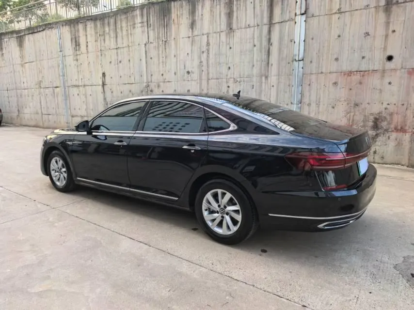 Volkswagen 2025 Passat PHEV 1.4T 430 Business Edition Automatic Gear 6