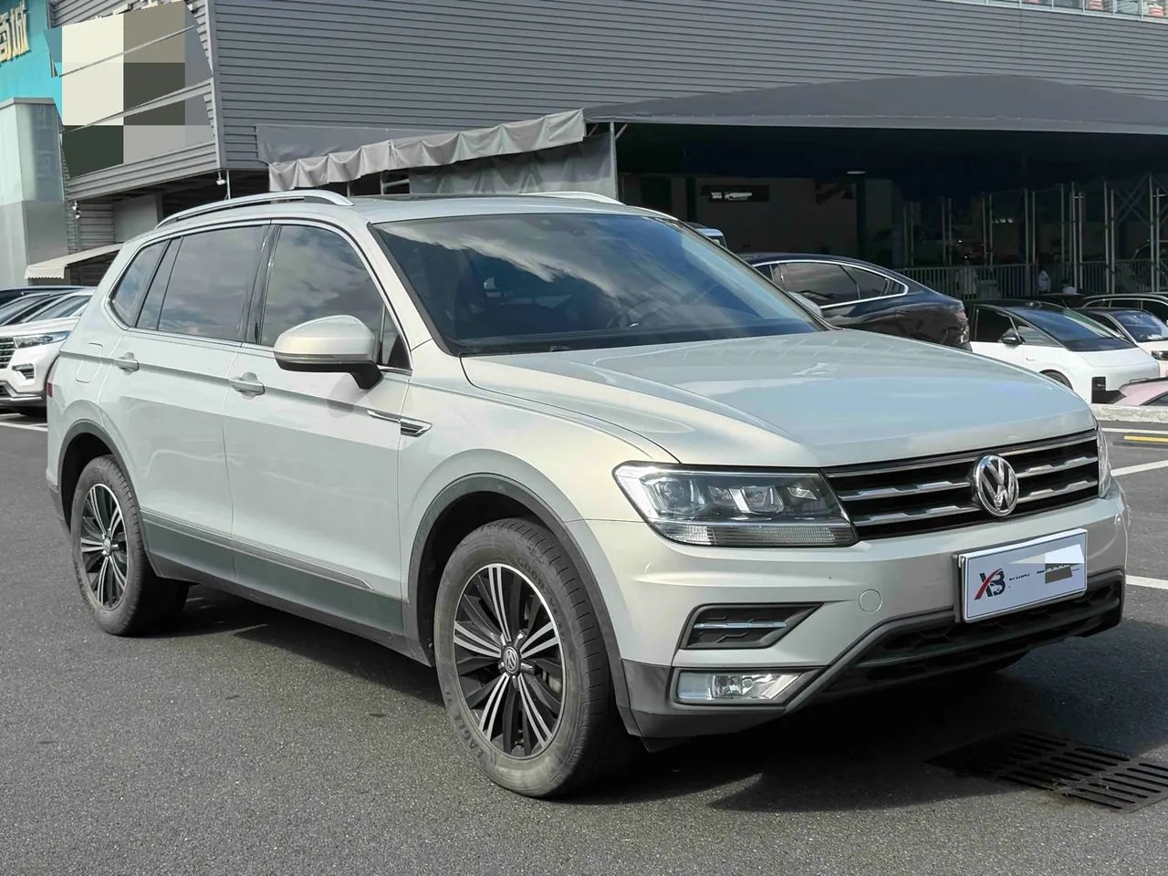 Volkswagen 2020 Tiguan L 2.0TSI 330TSI Two-Drive Panoramic Comfort Edition Automatic Gear 2