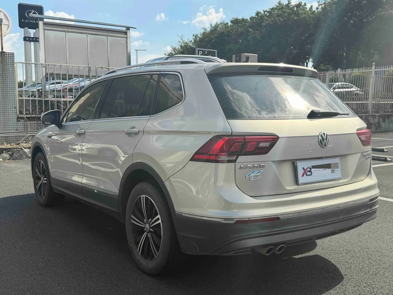 Volkswagen 2020 Tiguan L 2.0TSI 330TSI Two-Drive Panoramic Comfort Edition Automatic Gear 4