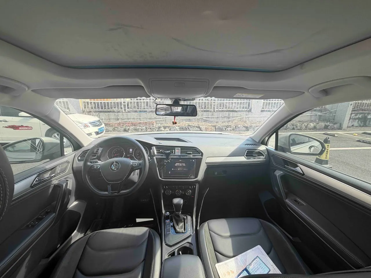 Volkswagen 2020 Tiguan L 2.0TSI 330TSI Two-Drive Panoramic Comfort Edition Automatic Gear 6