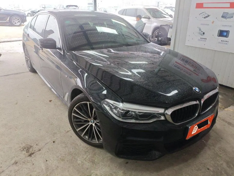 BMW 5 Series 2020 530Li 2.0T Leading M Sports Suit Automatic Gear 3