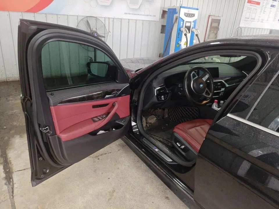 BMW 5 Series 2020 530Li 2.0T Leading M Sports Suit Automatic Gear 4