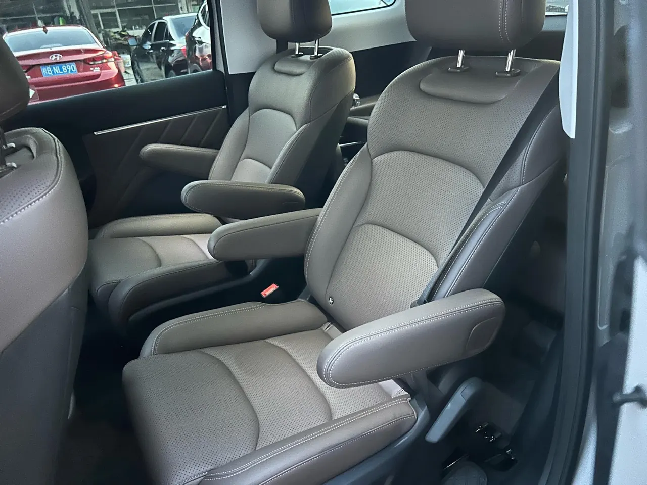 WuLing 2025 Starlight 730 1.5 Stepless 125km Luxury Automatic Transmission 3