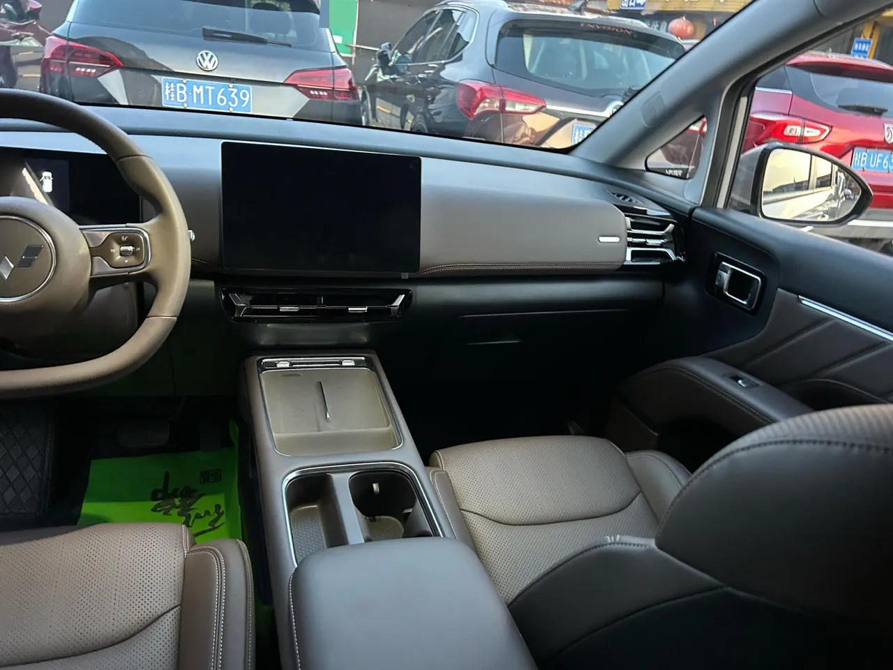 WuLing 2025 Starlight 730 1.5 Stepless 125km Luxury Automatic Transmission 5