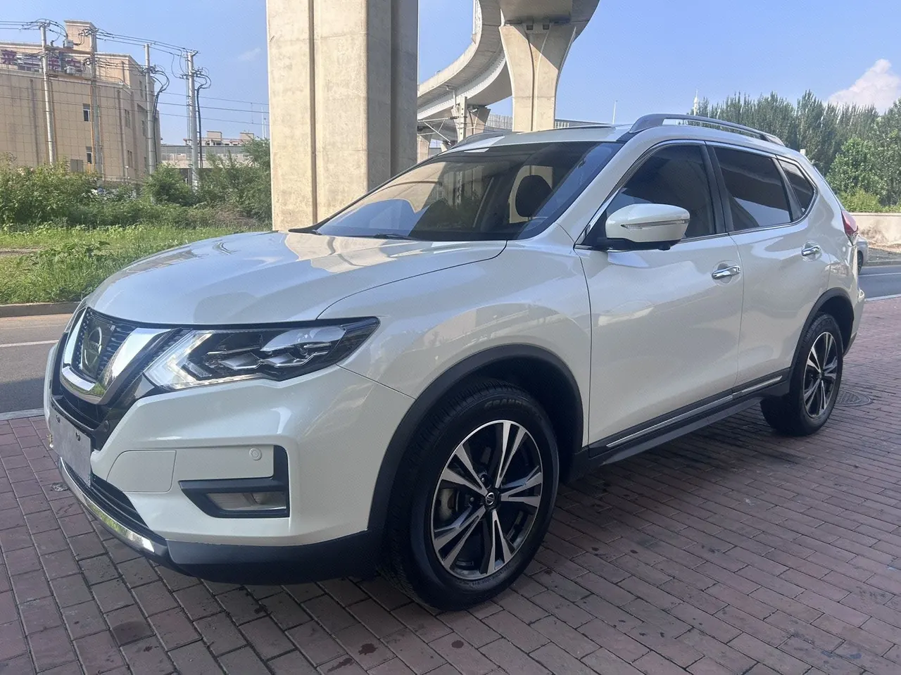 Open image lightbox: Nissan 2020 Qijun 2.5 stepless XL ITS four-wheel drive luxury pilot version automatic gear