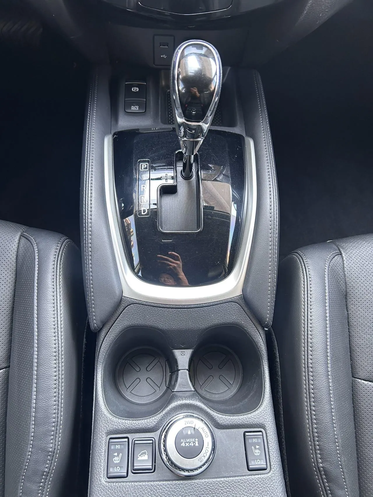 Nissan 2020 Qijun 2.5 stepless XL ITS four-wheel drive luxury pilot version automatic gear 16